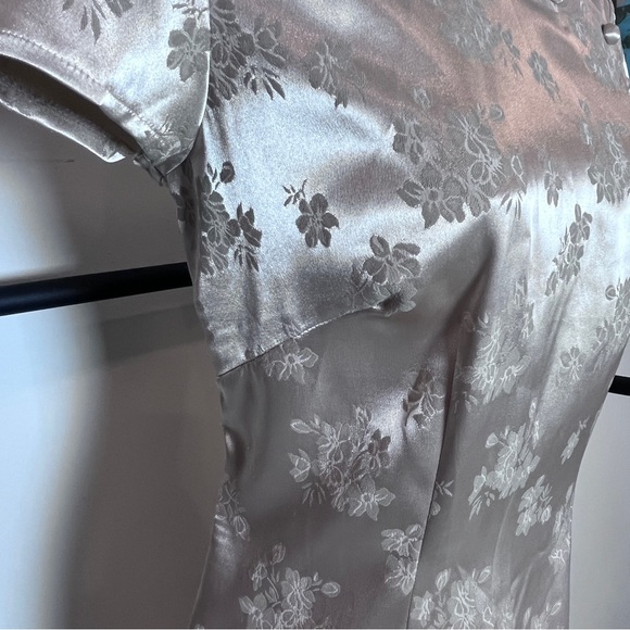 Vintage Traditional Formal Fitted Evening Wear Gold Cheongsam - Picture 4 of 12